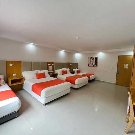 Hotel American Golf Barranquilla  Dış mekan fotoğraf
